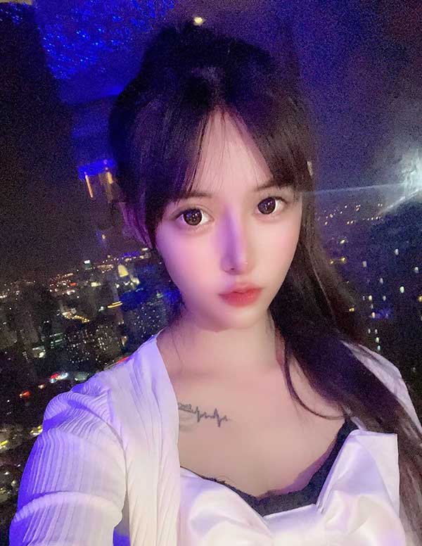 波士顿伴游大学生